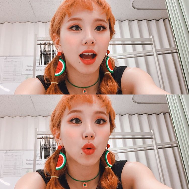 2ICERP's tweet photo. 🍊 + twιce's ιnstαgrαm updαte. https://t.co/nsfqmCtwfJ