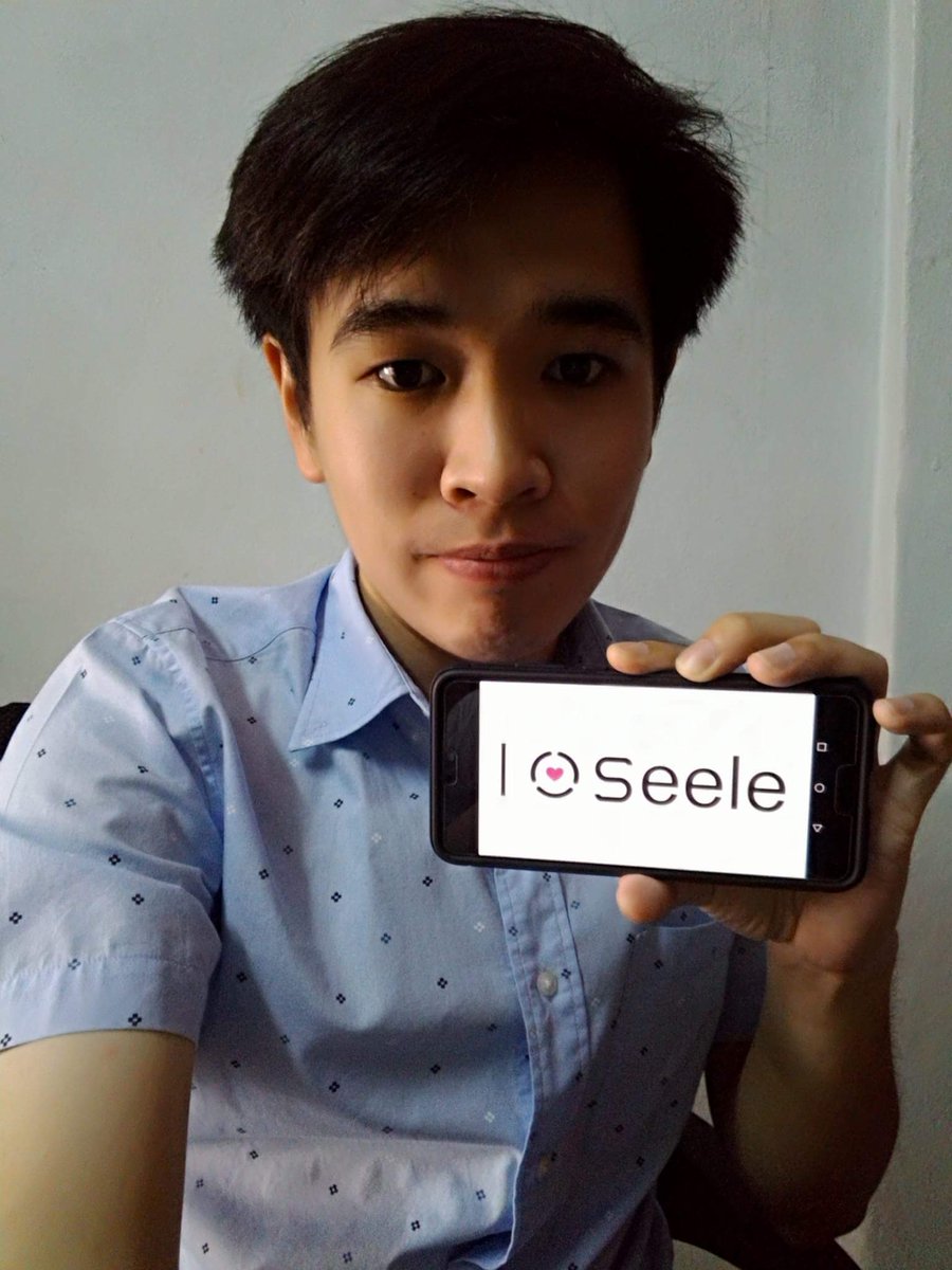CrytoPenguinz's tweet photo. Very pround to selfie with great coin !! 
😀 😀 😀
#SelfieWithSeele 
#SeeleWasListedOnHuobiHADAX 
@SeeleTech https://t.co/cMAoWh9AfD