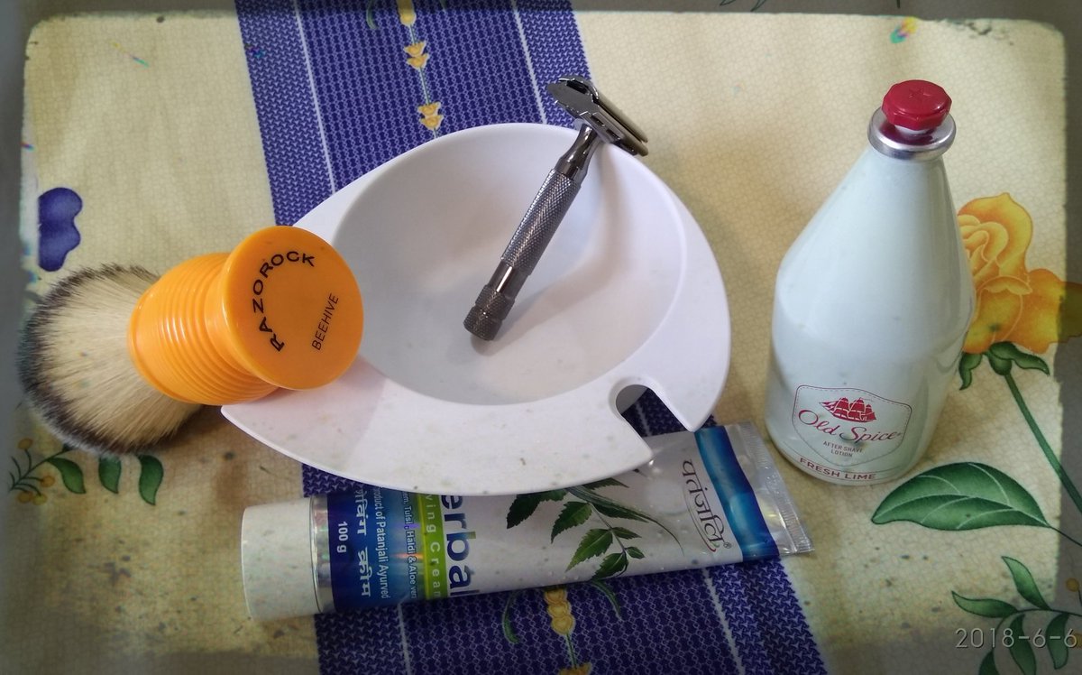 luv2shave's tweet photo. #wetshaving #sotd #shaving #Rockwell 6C #gunmetal #SafetyRazor & #blade #Patanjali #shavingcream #Razorock #beehive #plissoft #shavingbrush #OldSpice #Lime #Aftershave #shavebowl @razorockJoe @ShaveBowl @RockwellRazors @OldSpice @OldSpiceIndia https://t.co/um60t4w9GY