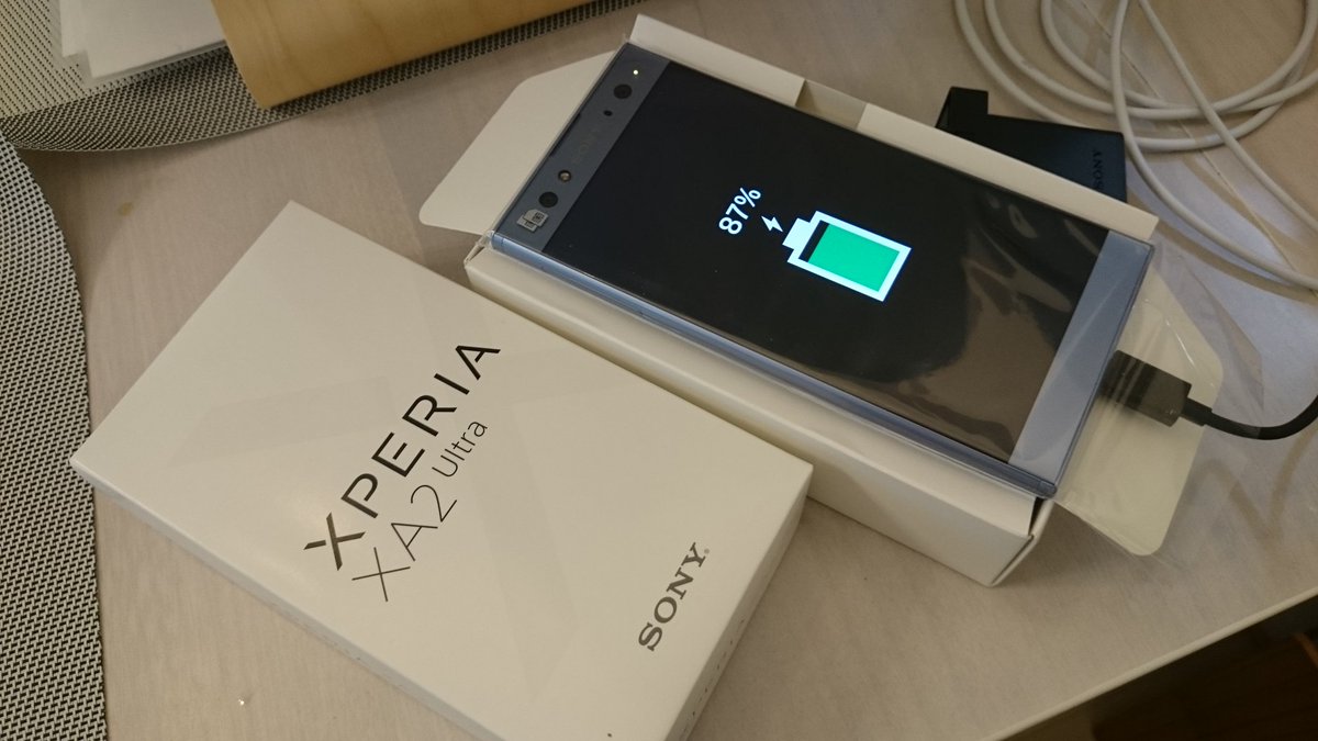 harvest__rain's tweet photo. 4年間、騙し騙し使ってきたXperia Z2がさすがにもう限界のもよう…なのでバトンタッチ(^-^;📲 #xa2ultra #sony https://t.co/JfK79xFofD