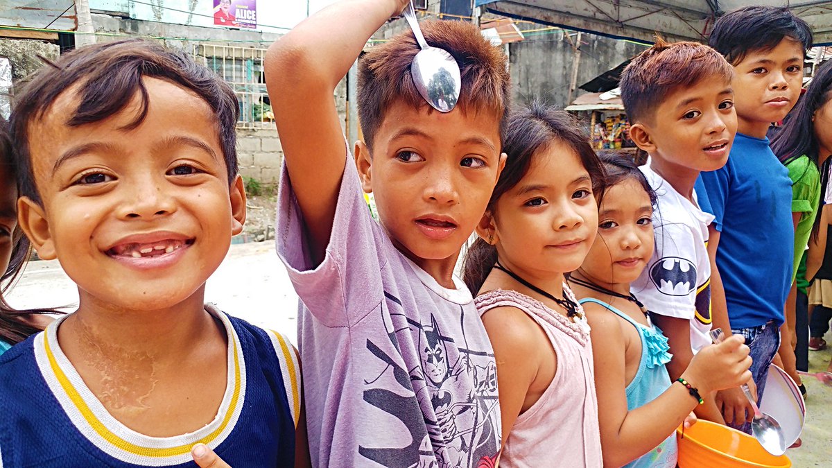 HAPItweets's tweet photo. HAPI Kids are all smiles at the May 2018 Kids NutriCamp in Barangay Alabang, Muntinlupa! Why wouldn't they? It's also the birthday of someone very special to their hearts ❤️ #HAPIkami #HumanismPHL #OneLifeToLive https://t.co/x246Th8K8S