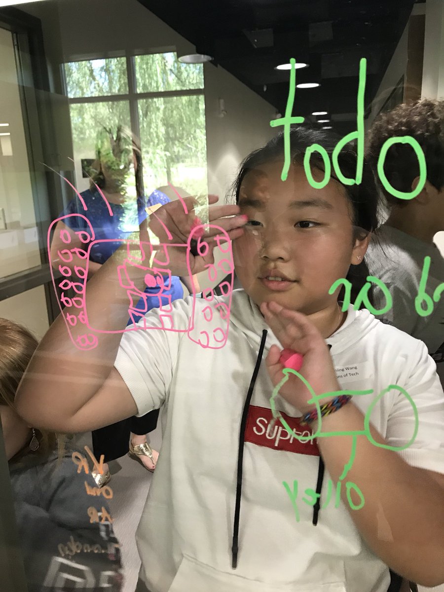 bdabsteach's tweet image. We had an absolute blast @AndersonUnivSC today working with @AuCidl in their #makerspace! #tonsoftech @besyes @BESPandas #asd2 #asd2rocks