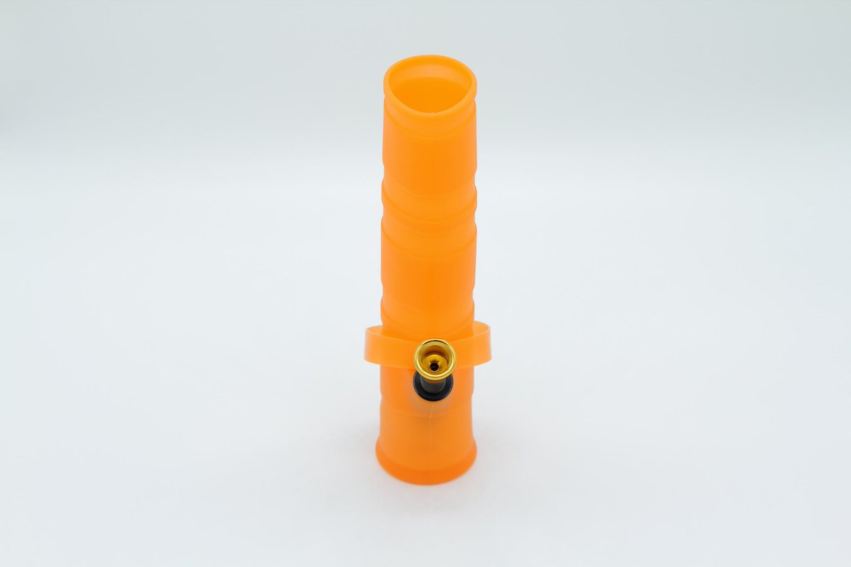 StonedPigDotCom's tweet photo. We’re excited to let you know that https://t.co/QSedOxdmxA is finally open! Check out our Fold-A-Bong — the unbreakable, bendable, portable, silicone water pipe! All orders ship for free! #StonedPig https://t.co/b6ZO9BfXG4