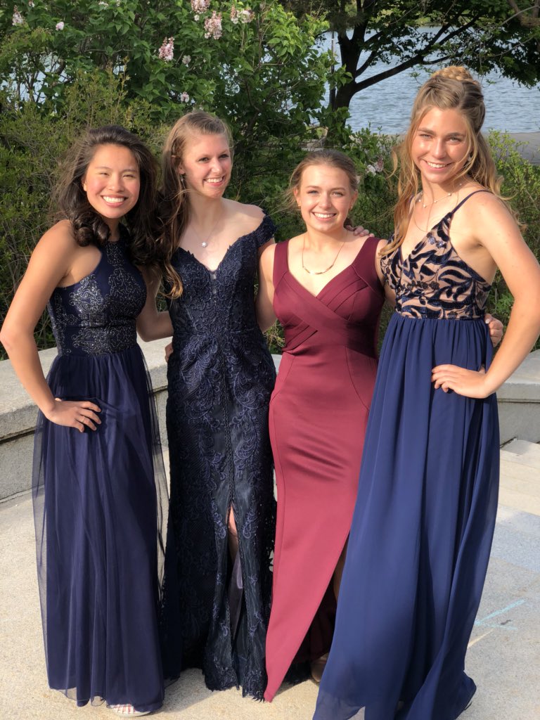 hannahhfischer's tweet photo. happy birthday em!!!! you’re a great precalc buddy to suffer with &amp; an even better tennis partner ILY😁💓🌞 @emmatthew4 https://t.co/Grdhkodzi1