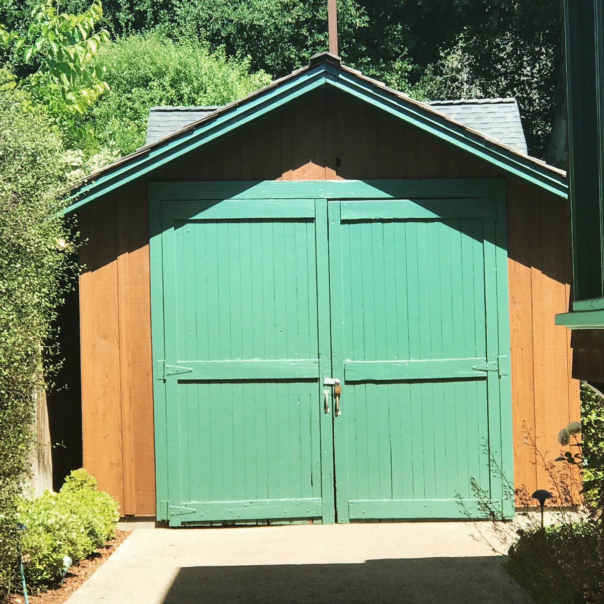 Pilgrimage to the cradle of Silicon Valley: Hewlett and Packard’s garage A.D. 1938