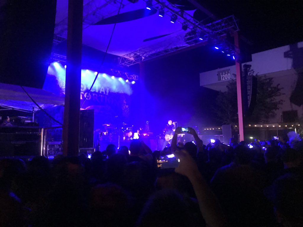 pmdorn's tweet image. #socialdistortion