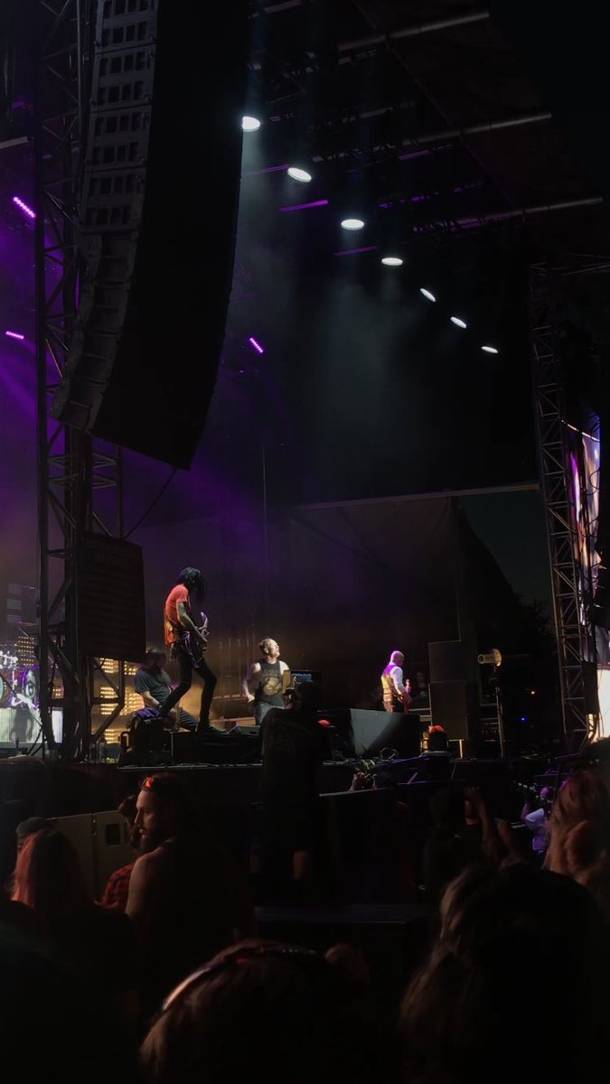 metalkenn's tweet photo. #tb to April and finally getting to see Stone Sour 🤘🏻 https://t.co/MvZ3NJvpsd