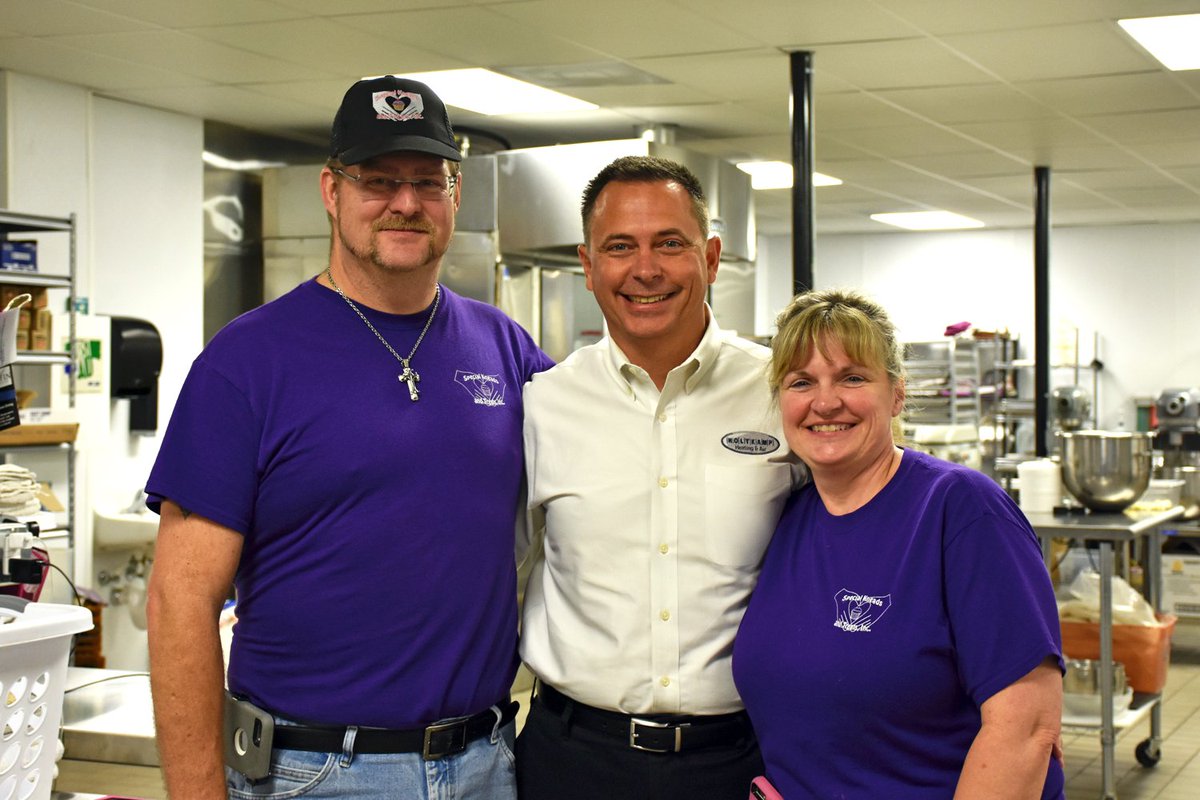 Holtkamphvac's tweet photo. Want $10 of free baked goods from our friends at @SpecialKneads1? Check out this article from @GwinnettCitizen to see how we're supporting the bakery and helping *you* score free cupcakes, cookies &amp; more! https://t.co/i1IpwY5F6L #LoveGwinnett https://t.co/WFZ67Y04Pp