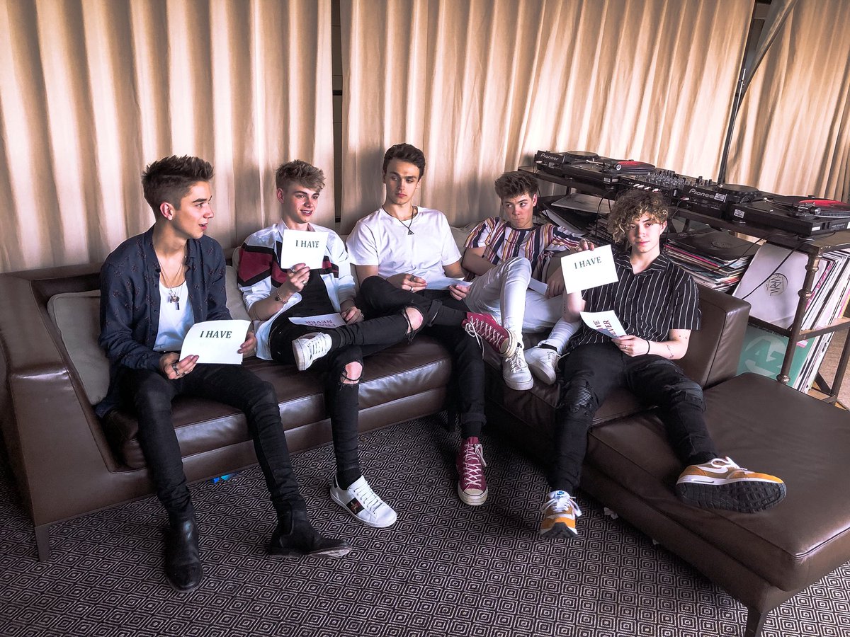 WhyDontWeBRA's tweet image. Será que conseguimos chegar a 150 comentários nesse tweet?

#WhyDontWe #TheFreshest #RDMA @radiodisney