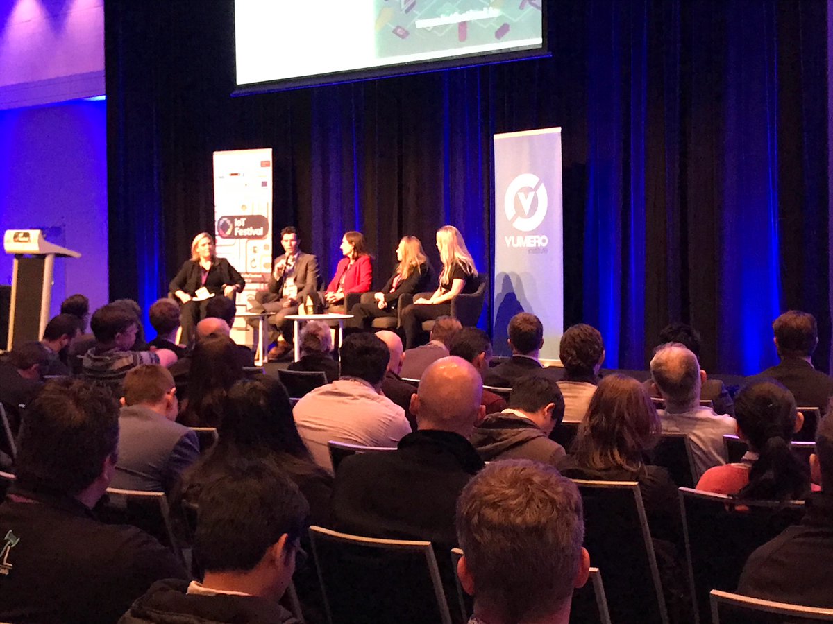 IoTfestival's tweet photo. Transport &amp; Logistics Panel on Smart Logistics, Supply Chain &amp; Delivery:
Tina Turczyn (@EY_Australia)
Julie Cox (@CocaColaAmatil)
Susan Harris (@ITS_AUSTRALIA)
Chanel Costabir (@auspost )
Luke Dawson (@LX_Group)
#IoTfestival #BigData #SmartTransport #SmartLogistics https://t.co/MPu7fJp3qD
