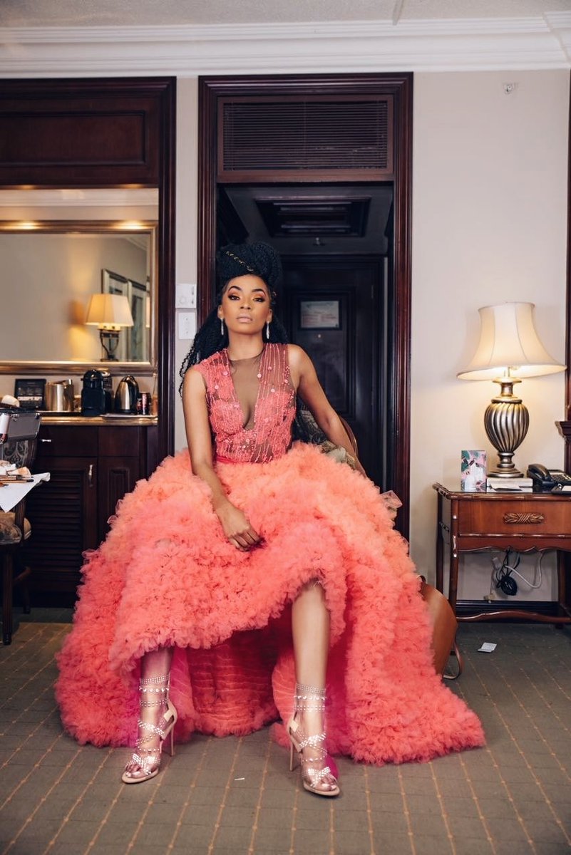 Sello_Makgotho's tweet photo. Ladies held it down 😭😭😭😭 yerr 
1. @RelebogileM
2. @Rouge_Rapper
3. @LootLove
#SAMA24 #SAMA18 https://t.co/ZrFMG57ptN