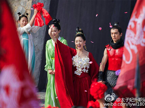 NetlifeTV's tweet photo. Cùng với kết thúc thứ ba, đạo diễn phim “Thái tử phi thăng chức ký” đã chia sẻ thông tin về mối quan hệ của 2 diễn viên chính là Trương Thiên Ái và Thịnh Nhất Luân. https://t.co/9kSFqW9TpJ https://t.co/rO3qMbCYih