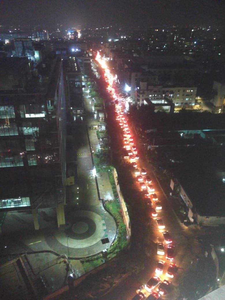 Sharika Nair (@sharikanair_k) on Twitter photo <a href="/BBMPCOMM/">Maheshwar Rao.M, IAS</a> giant water filled pothole in Kaadubeesanahalli behind Cisco office causing traffic congestion for several months.. this is school area with school buses getting stuck everyday.. please help <a href="/BangaloreMirror/">Bangalore Mirror</a> #Bengalururains <a href="/BBMPCOMM/">Maheshwar Rao.M, IAS</a> giant water filled pothole in Kaadubeesanahalli behind Cisco office causing traffic congestion for several months.. this is school area with school buses getting stuck everyday.. please help <a href="/BangaloreMirror/">Bangalore Mirror</a> #Bengalururains
