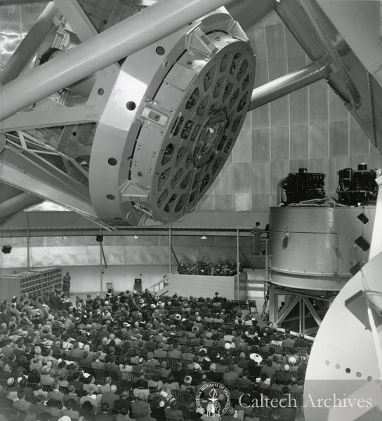 Beeldhouwer intelligentie Twisted Caltech Archives and Special Collections on Twitter: "Exactly 70 years ago  #OTD on June 3 1948, the 200” Hale telescope was dedicated on Palomar  Mountain. This extraordinary instrument was the vision of