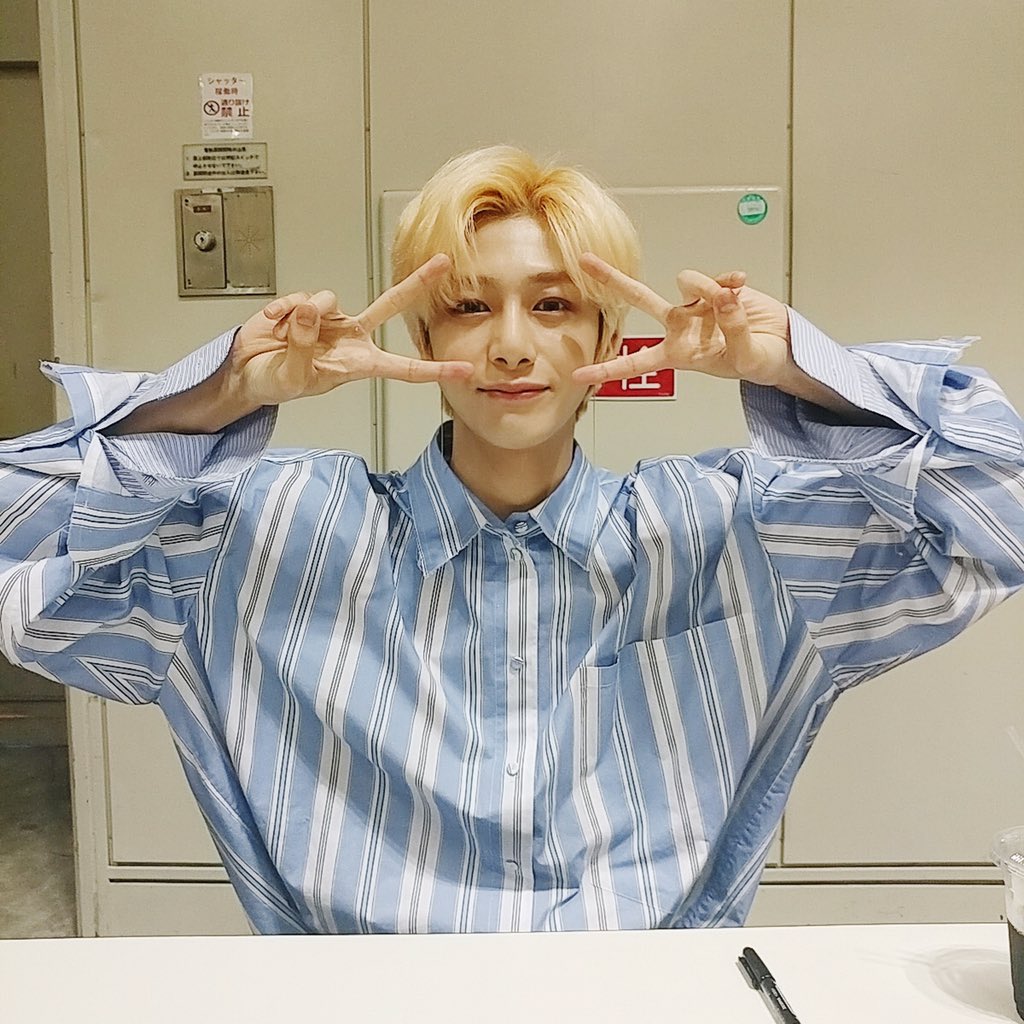 Official_MX_jp's tweet photo. [#MONSTA_X]
昨日、インテックス大阪で開催された日本1stアルバム #PIECE リリースイベント。 #MONBEBE の皆様と楽しい時間を過ごしたMONSTA X達の様子です。
その1
@OfficialMonstaX https://t.co/3l0Hcrj4cy