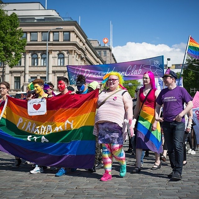 Sinuiksi's tweet photo. Pirkanmaan pride -viikon 4.-9.6.
ohjelma ja la 9.6. marssiohjeet: https://t.co/T4J5PosVI5
#malkus_ry #trasek #hivpoint #aamulehti #tampere #visittampere #laikku #mummolaakso #tamperelainen #tampereenviikko #pirkanmaanpride #pride #tukinet #seta_ry #eivihapuheelle #samanarvoinen https://t.co/AUpG5DwTDk
