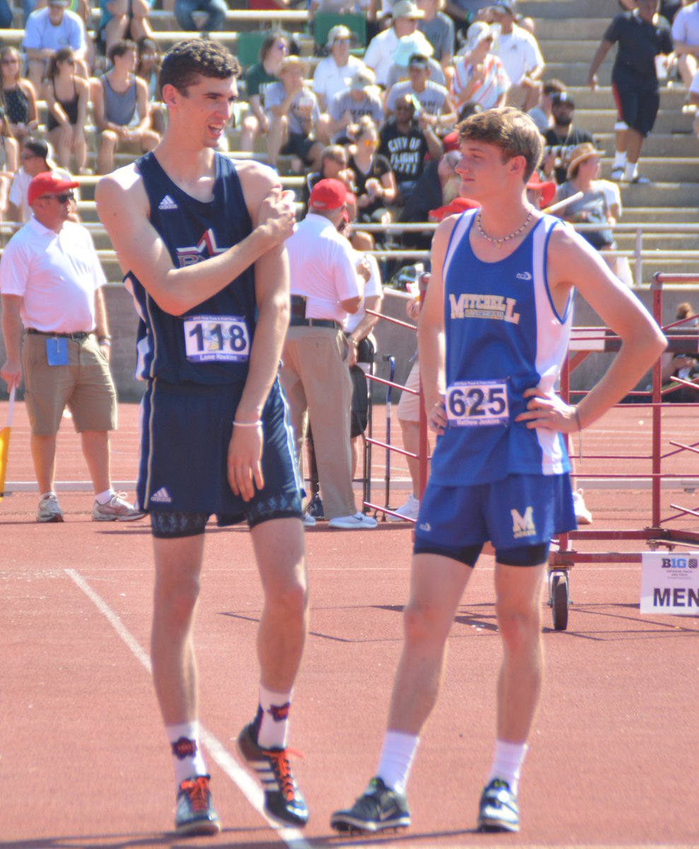 MHSbluejackets's tweet photo. Congrats to @BnlTrack's Lane Hawkins and Mitchell's own Matt Jenkins, who placed fourth in the high jump. Both did a great job representing their respective schools and Lawrence County. #mhsbluejackets #bnlstars https://t.co/YMpINCbGWp