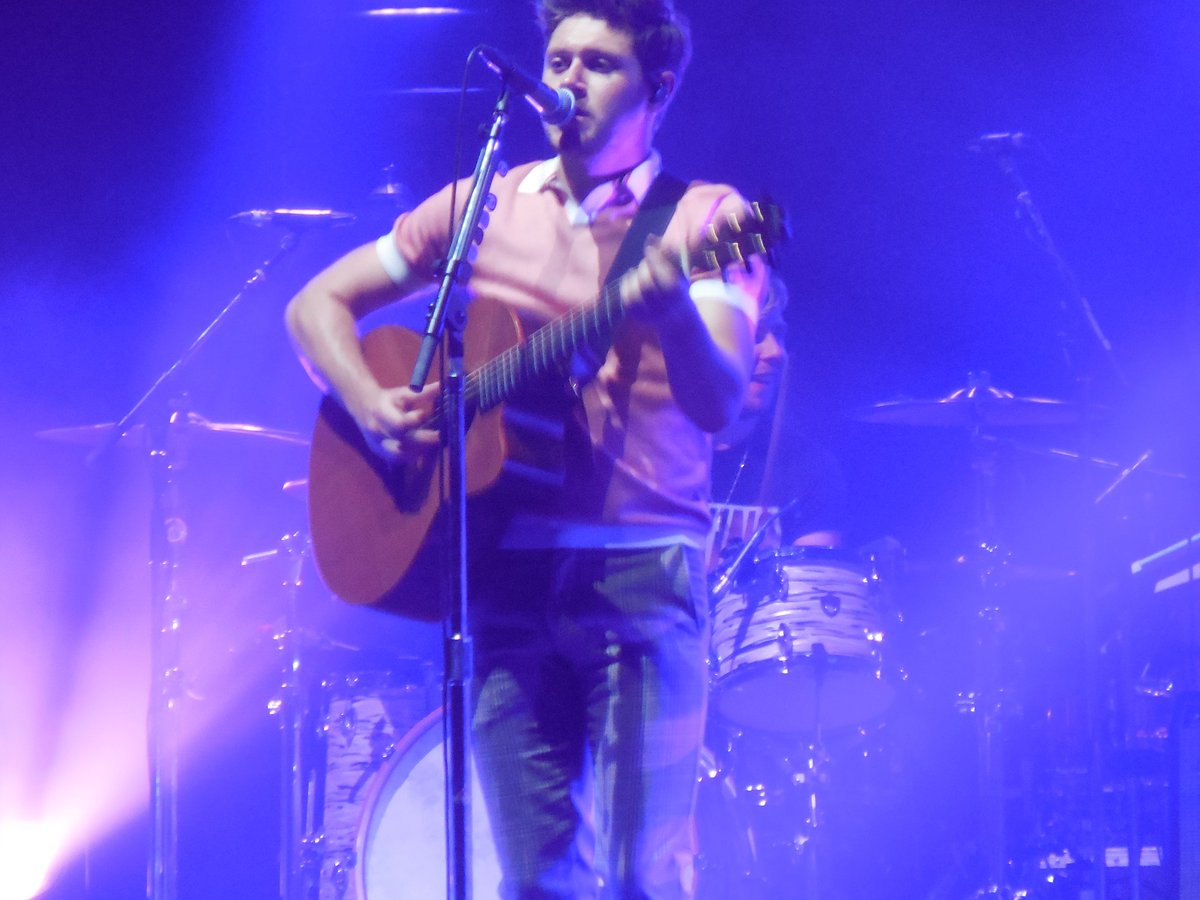 1DfansQLD's tweet photo. https://t.co/bd8hzTiT18
