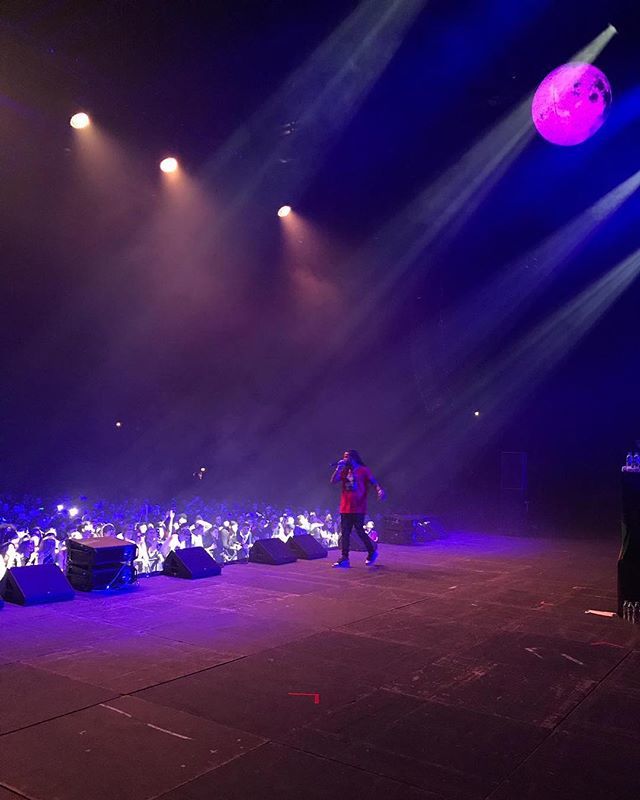 Merci à tous ! La 3ème édition du Festival Check The Rhyme c'était du très lourd 👊🏽
On vous donne RDV sur Instagram avec la story à la une et sur Facebook pour revivre les meilleurs moments du Festival 🙌🏼 Et on vous dit à la prochaine ! #kalash #rapf… ift.tt/2Hi2ljr