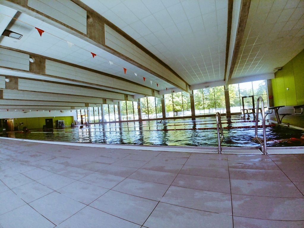 Klein beetje uit de comfort zone maar. Onder water inademen kan dus niet😅