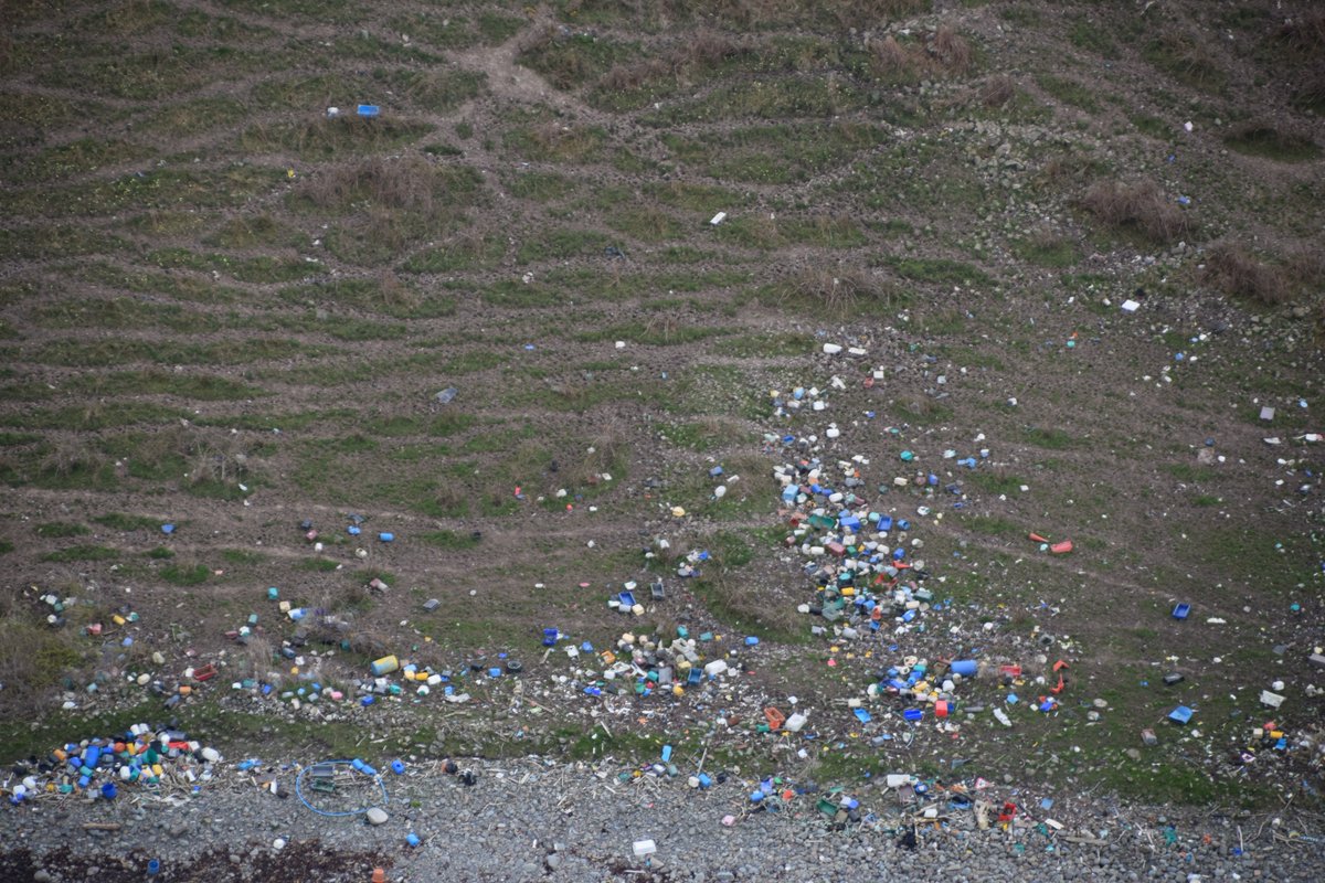'Industrial' levels of #plasticpollution around #Scotland's #coast found by Scottish Sky Watch aerial surveys <a href="/mcsuk/">Marine Conservation Society</a> <a href="/cathgem2000/">Catherine Gemmell</a> : juliahorton.com/uploads/5/5/2/…
juliahorton.com/uploads/5/5/2/…
 To donate to the scheme or join a #beachclean visit scrapbook.org.uk