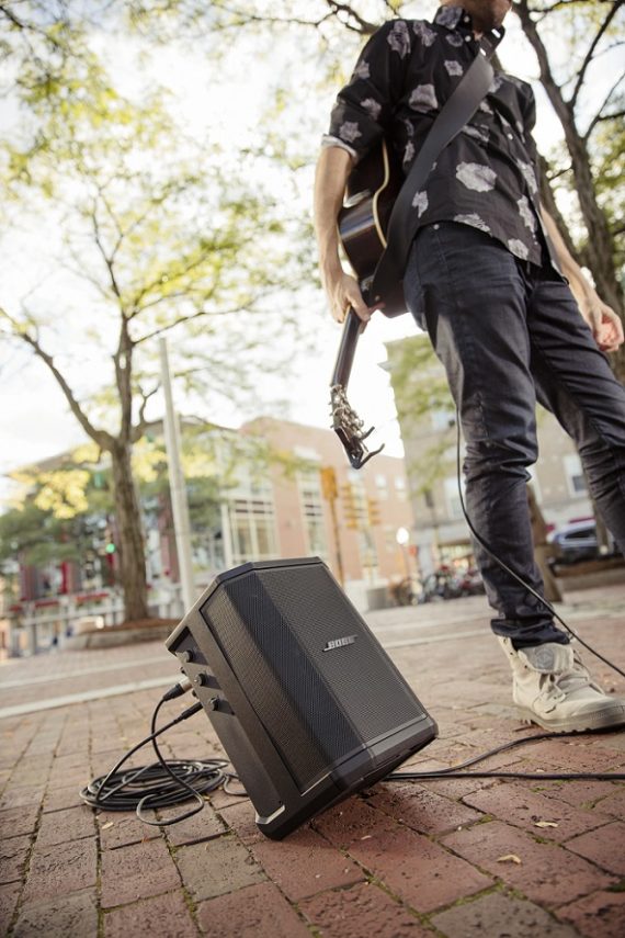 KeyboardsDE's tweet photo. Mit dem ultraportablen @Bose S1 Pro Multi-Position #PASystem beeindruckst du dein Publikum überall. Für Musiker, DJs und auch als Allzweckgerät: Das S1 Pro fungiert als ultimative All-in-One-PA, #Bühnenmonitor, #Verstärker und Hauptmusiksystem. https://t.co/waMnxwgItf https://t.co/BVS85XFcjf