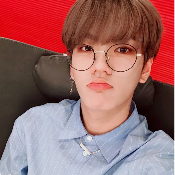 UP10TION's tweet photo. [#환희] 999일이닷>< 허니텐 고마워❤️ https://t.co/3pP1cBAgka
