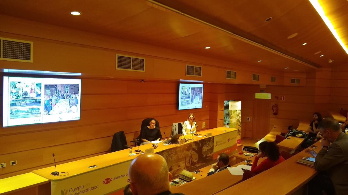 Presenting lessons learnt from <a href="/resilienteurope/">RESILIENT EUROPE</a> and #sustainability #transitions research ACorunaUni with <a href="/dumitru_adina/">Adina Dumitru</a> - what is the way forward?