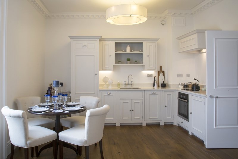 ChangeEstate's tweet photo. Move in now! Only 3 of our beautiful 2-bed apartments now remain at
#RedcliffeParade, Bristol. Stunning waterfront views & just a short stroll to the city’s galleries, shops & restaurants. #Lovinglyrestored
Contact Knight Frank 0117 317 1999 or Ocean 0117 946 9838. https://t.co/NigcmTffpg