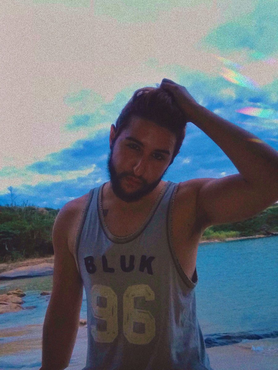 LeonardoGoomes_'s tweet photo. Ola dia chuvoso !! ❤️🌦 #rainly #mood #buzios #SegundaDetremuraSDV https://t.co/iD58yPNLI7