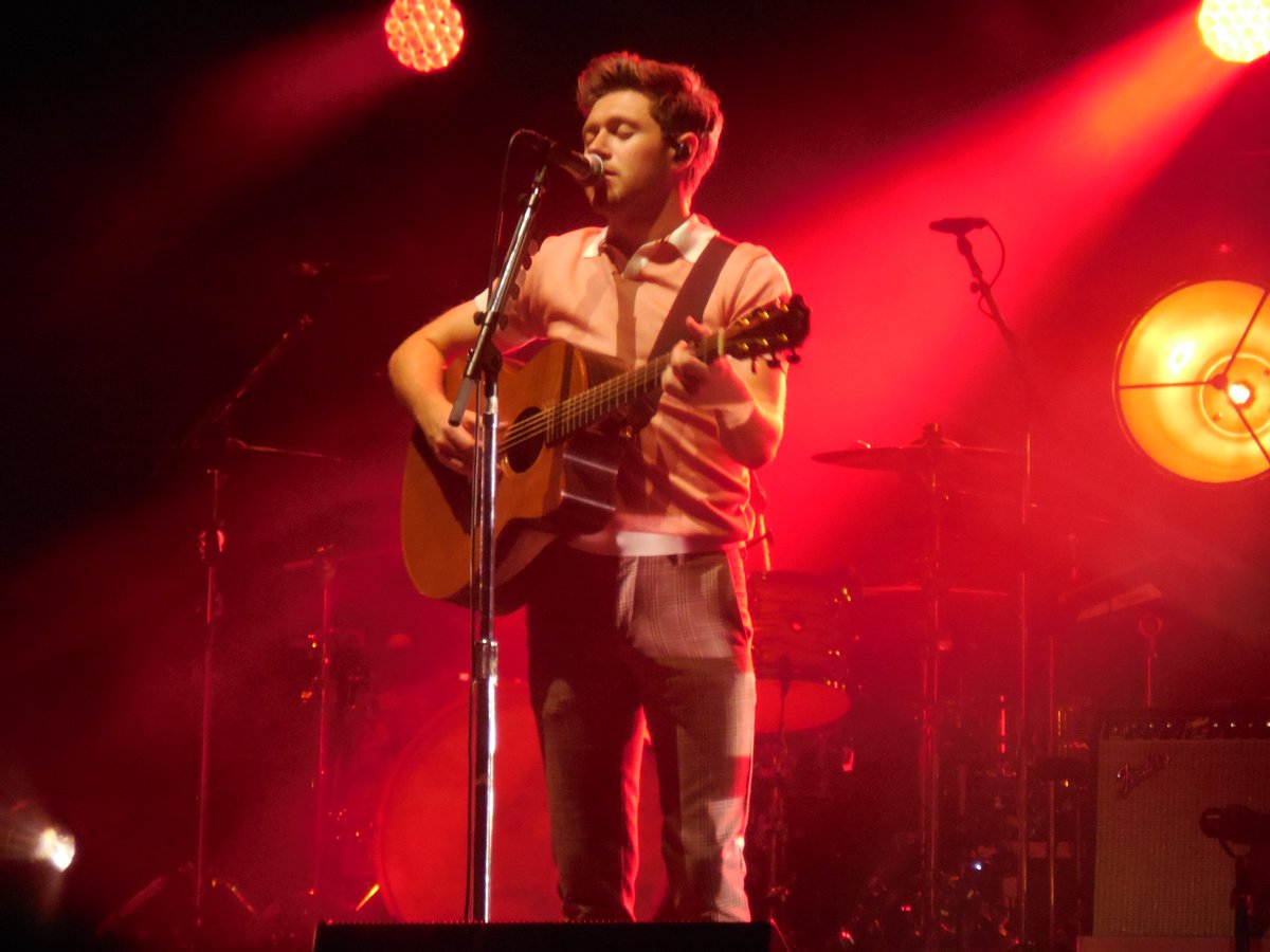 1DfansQLD's tweet photo. https://t.co/YnjEB8iMcM