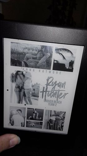 sdauchy14's tweet photo. Bonjour à tous
(Avis Livre)
#RyanHunter de @AnnaKatmore chez @EditionsCyplog
💻Lien avis : https://t.co/7Nn6tpEhq2
#AchatPerso #BookAddict #Blogueuse #Instapic #Twitterpic https://t.co/gd0DuLnMNF