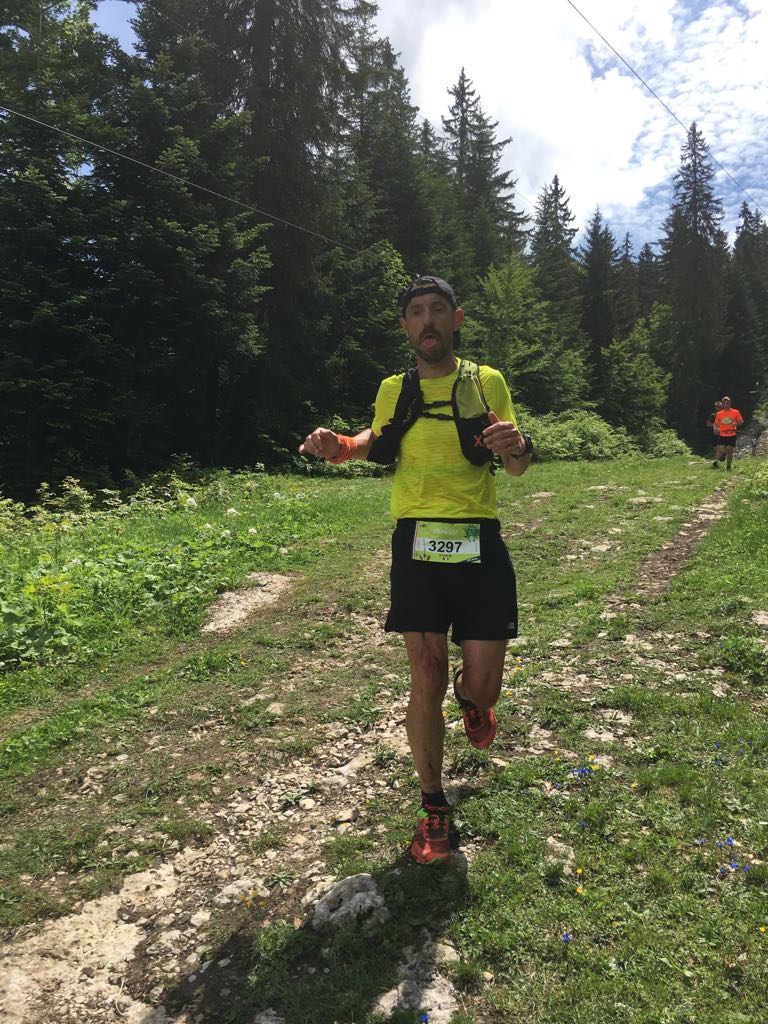 cadio_yves's tweet photo. Difficile mais nouvelle victoire de catégorie ce we à la #Transju #Trail 23km D+ 1200m 😀 Merci préparation @Xrun_Coaching  coach #FredLejeune #kine #ChristopheDumas #NewBalance  et tous les potes de la #xrunteam #lovetrail #running #Jura #lesrousses https://t.co/fOHxKoIxBY
