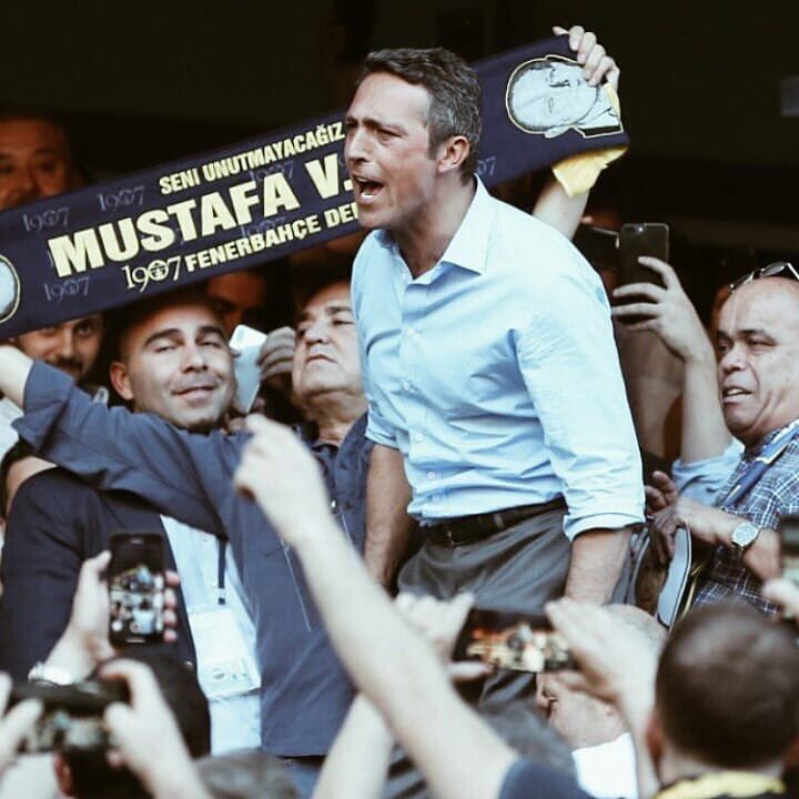 Bugün mutlu uyandıysam sebebi Ali Koç’lu FENERBAHÇE sayesinde. 🤗🤗🤗