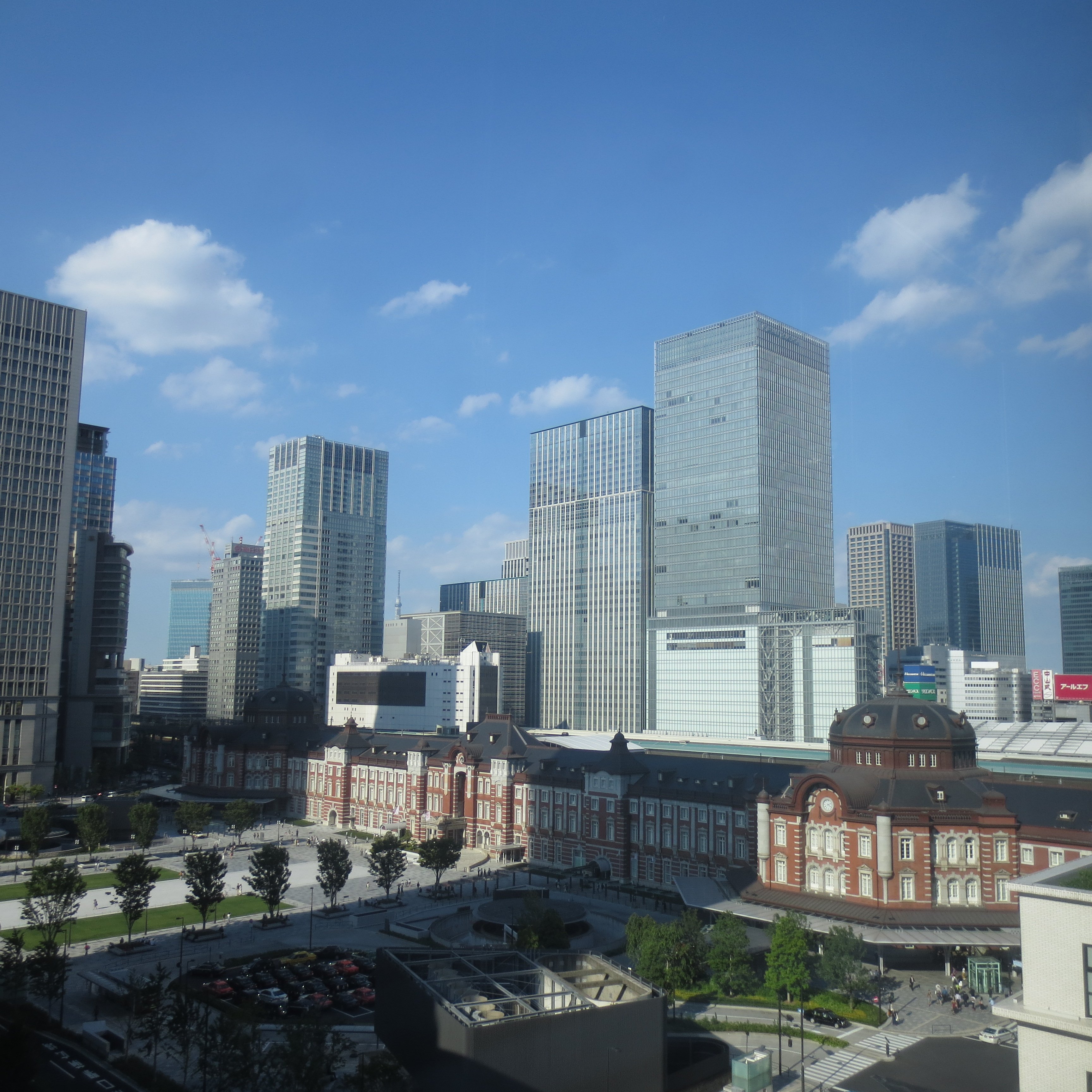 تويتر 慶應mcc على تويتر 丸の内より16時分の風景 晴れの日は ビル群の向こうに東京スカイツリーがお目見え 6月4日 丸の内 東京駅 慶應mcc 東京スカイツリー T Co Zjctkilfxl