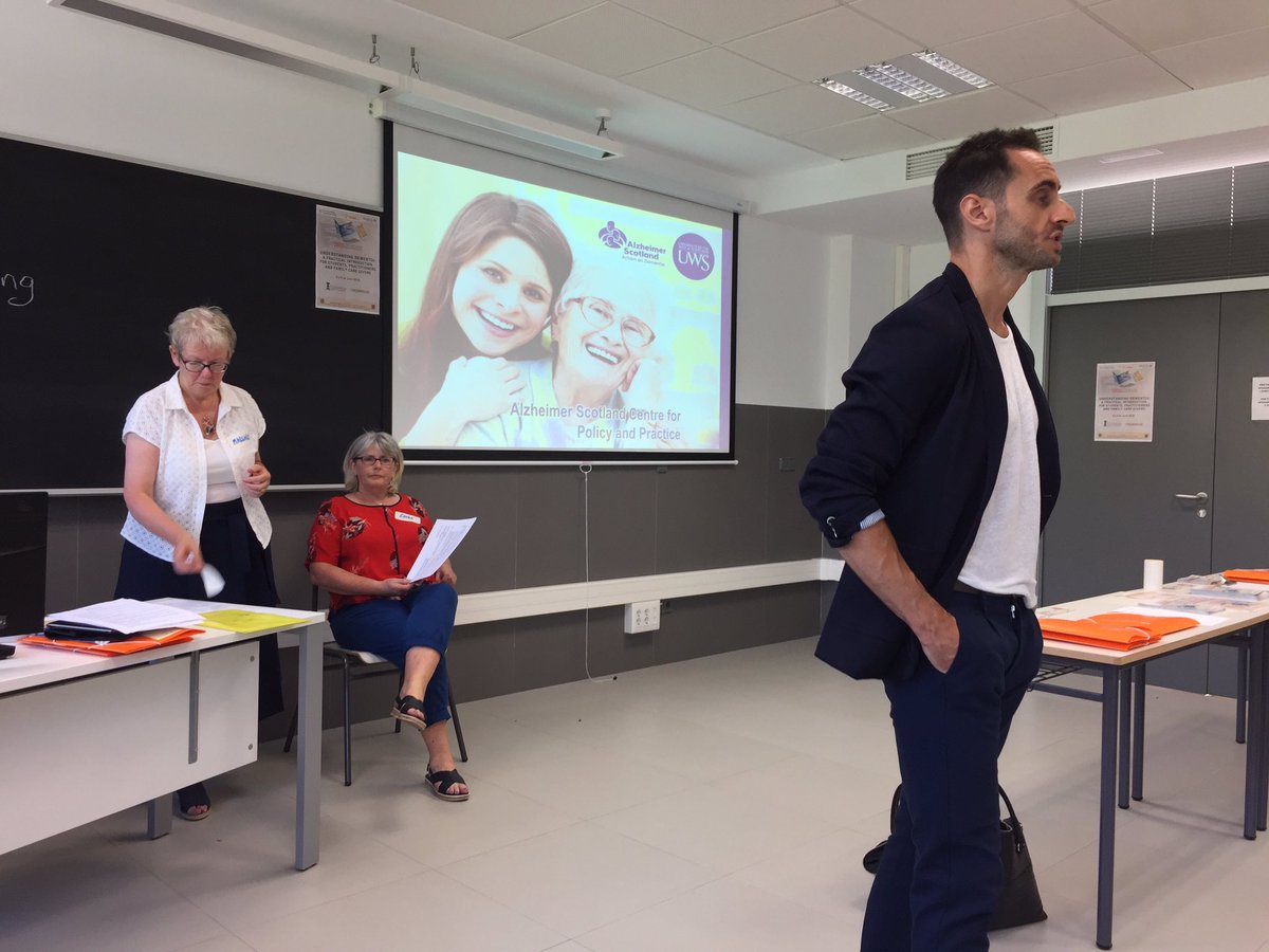 riquelmejg's tweet image. Starting the Summer Course Understanding Dementia presented by @manuellilloc with experts coming from @AlzScotCPP #oneweething