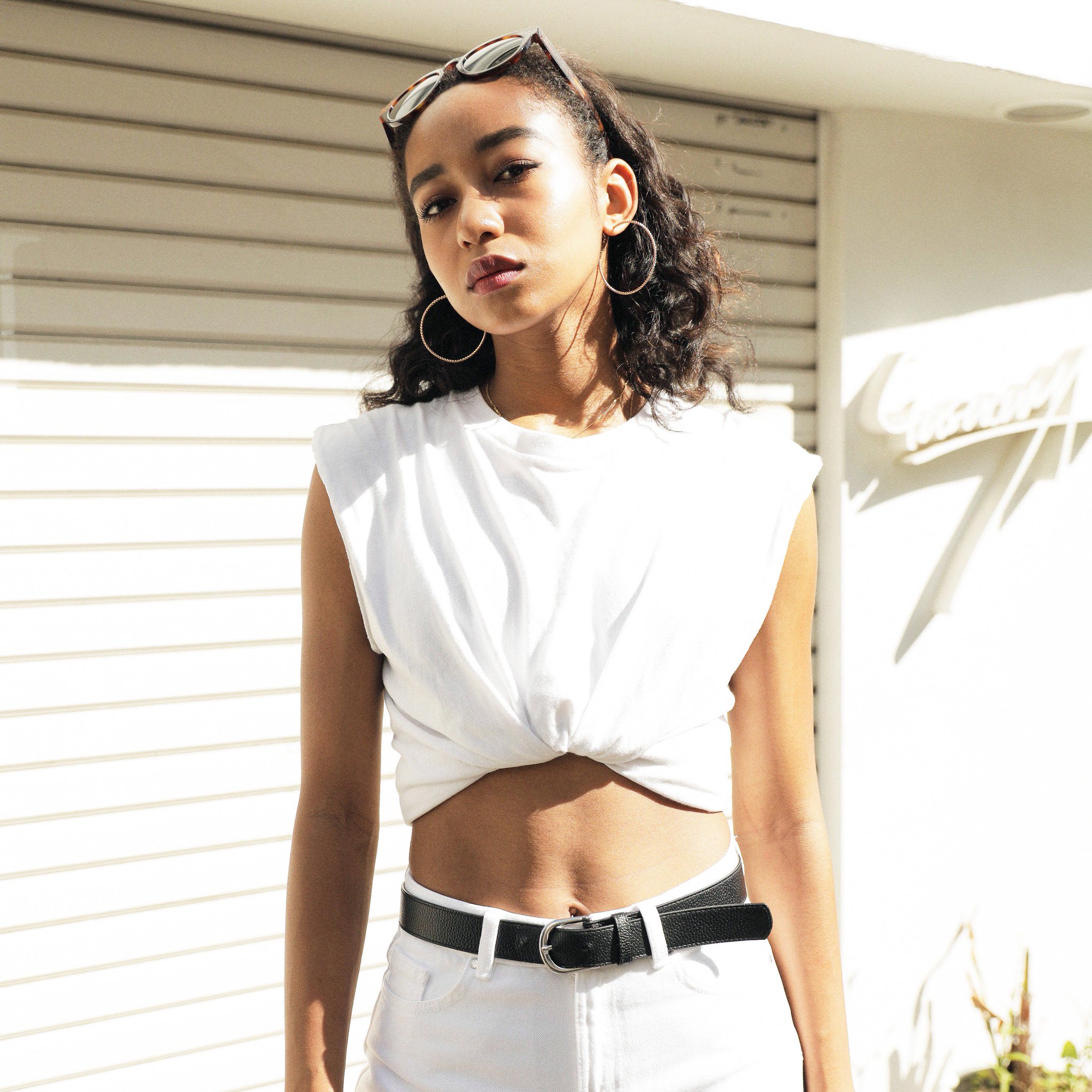 Droptokyo モデルのスーラさんをスナップ トップスはユニクロ バッグはsaint Laurent T Co 5xwnskmoda