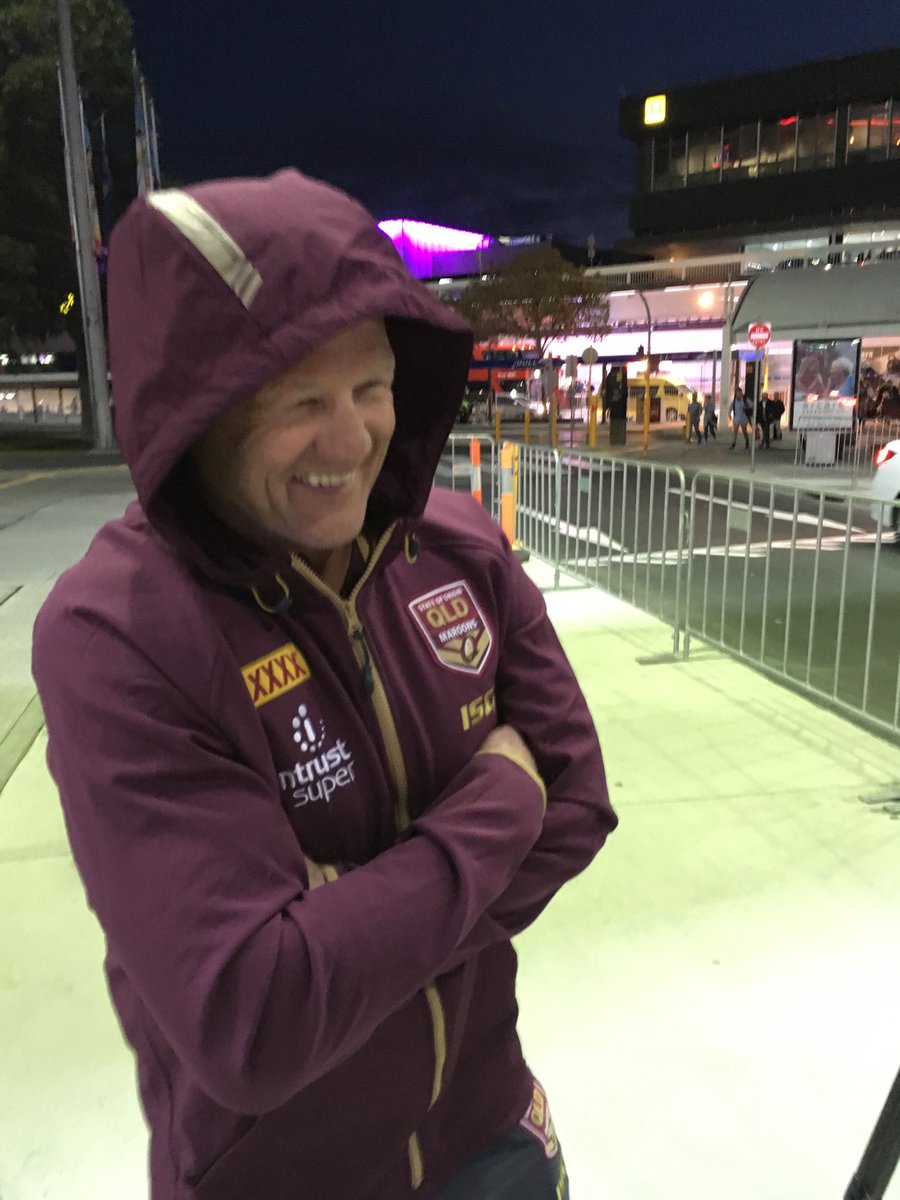 rohanwelsh's tweet photo. Coming up shortly @taking_an_axe with the latest on Billy Slater's withdrawal from the @QLDmaroons https://t.co/VKWYxPKj6V