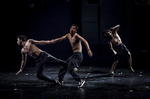 DOXPrague's tweet photo. Today's premiere of REFUGE is SOLD OUT, but there are few tickets left for tomorrow and Wednesday, so get them on time! --> https://t.co/F5lM7kS8WE <-- #Refuge #performace #dance #play #TanecPraha #Farmavjeskyni #DOXPrague https://t.co/BJAUjy5zss