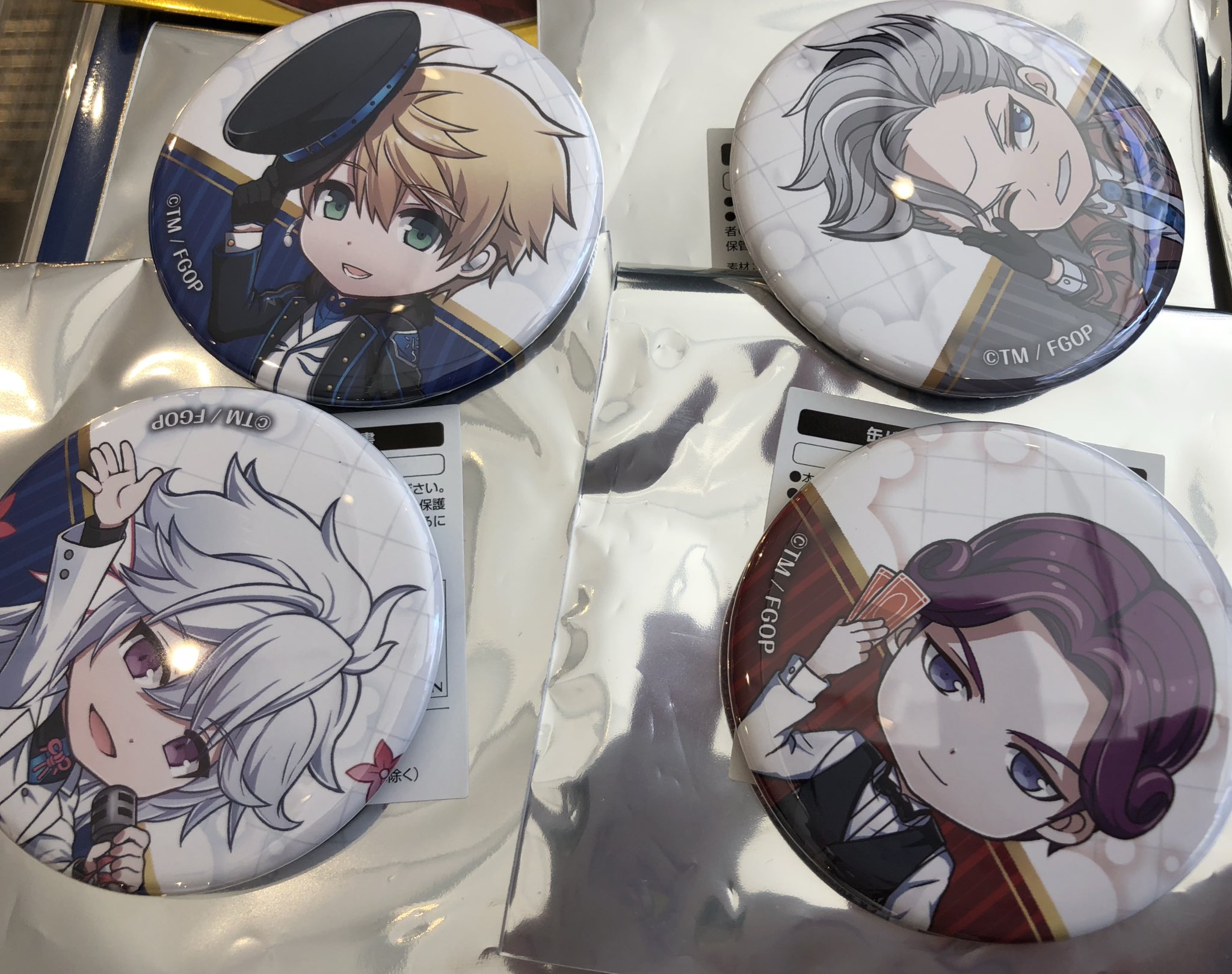 fate グッドスマイル カフェ ギルガメッシュ バッジ fate グッスマカフェ グッドスマイルカフェ 缶バッジ