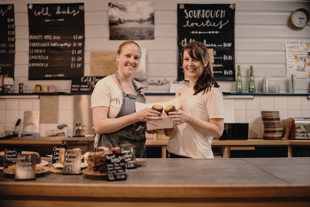 We are calling on people across the UK to bake marmalade #connectioncakes to help people start conversations in their community as part of Loneliness Awareness wk 18-22 June. The lovely team at <a href="/HartsBakery/">Hart's Bakery</a> have rustled up a recipe for you to try: bit.ly/2JdI1kZ Pls RT