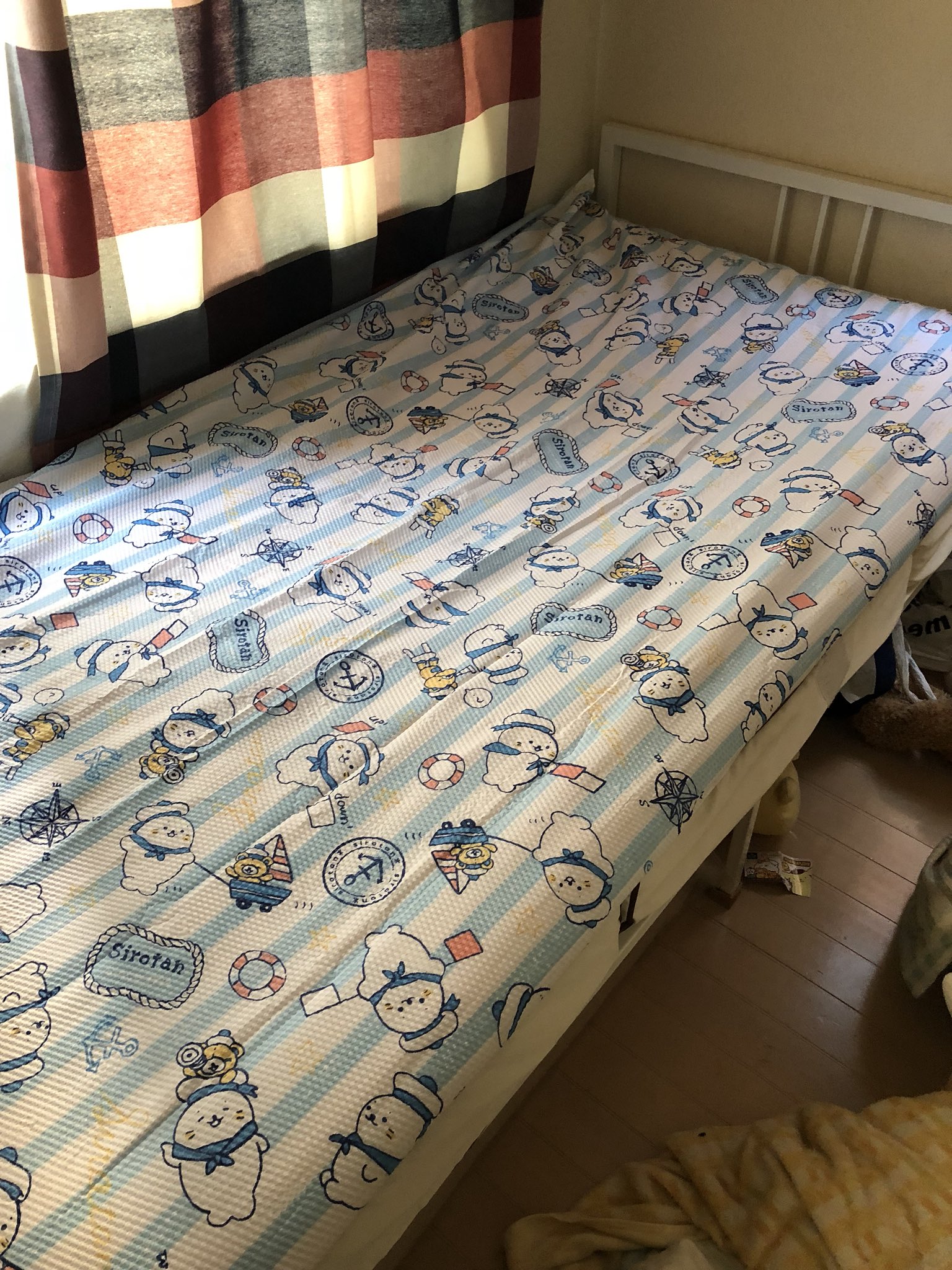 かみくずぴっぴ A Twitter しまむらでしろたんの布団カバーget 掛け布団カバーだけど敷布にしちゃいました 涼しげ しろたん かみくずぴっぴ A Twitter しまむらでしろたんの布団カバーget 掛け布団カバーだけど敷布にしちゃいました 涼しげ しろたん