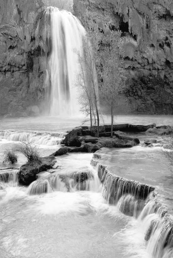 OSgtkGmFPacJDzn's tweet image. چرا غم ها نمی دانند که من غمگین ترین غمگین 
شهرم...بیاای دوست با من باش که من نتها ترین 
نتهای این شهرم