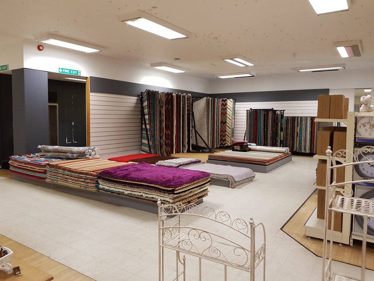 What! Stores tweet media