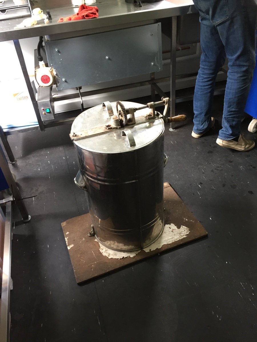 BeesApitherapy's tweet image. Busy weekend extracting the first crop from our new Wroxham apiary. Clever bees!  Lots of raw gorgeous honey even after the horrid Spring.