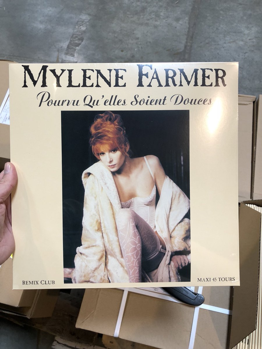 lvboy91's tweet photo. Reçu aujourd’hui les 4 prochaines reeditions en entrepot Fnac (j’y bosse) Les commandes seront prochainement expediees #mylenefarmer #california #beyondmycontrol #libertine #pqsd #reeditions #vinyls #music #fan https://t.co/W4YU1AjnwD