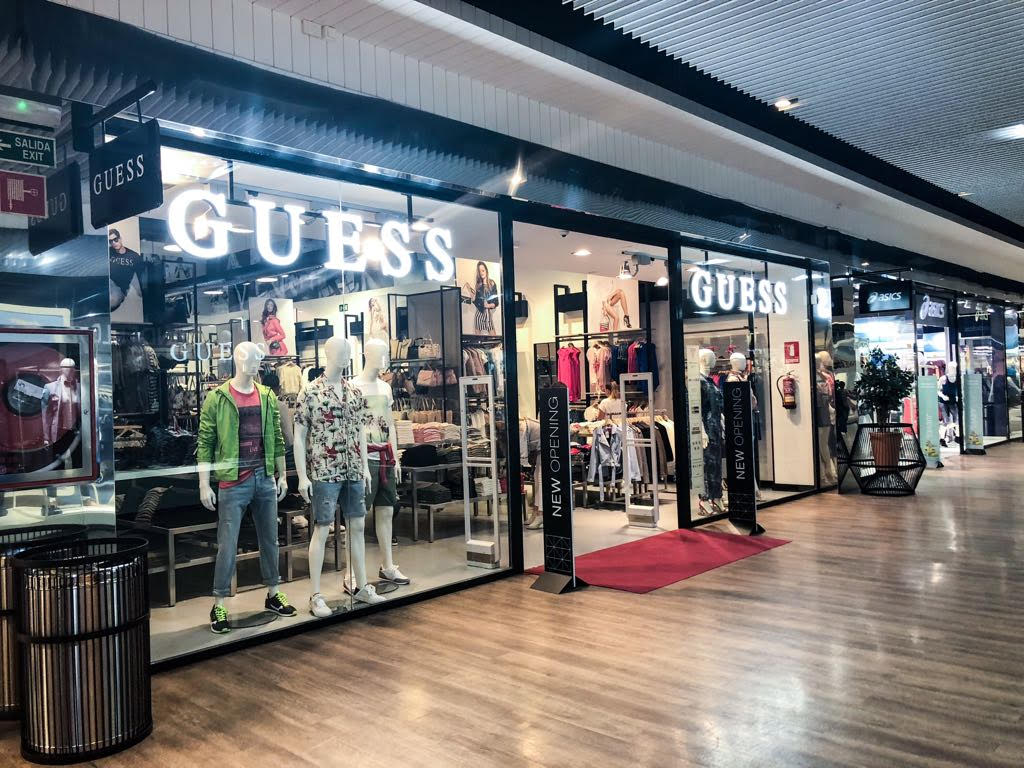 Style en Twitter: "¡Ya tenemos tienda @GUESS en Getafe #TheStyleOutlets! Ven a descubrirla. https://t.co/5SamLFDCIc" Twitter