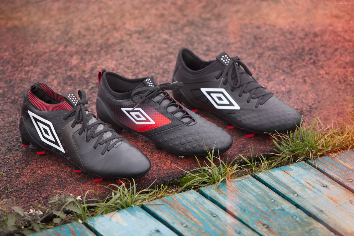 0014 スパイクアドバイザー アンブロ ワールドカップカラー公開 左から メデューサ2エリート Uxアクロ2 ヴェローチタ3 Unforgotten リミテッドモデル T Co F6c79plnjn