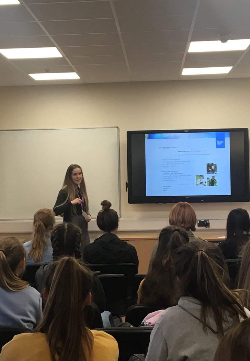 wessexwater's tweet photo. We recently took part in a Challenge for Women event at @Bridgwater_Coll Construction and Skills campus.

Our apprentices lead the presentations, educating year 10 students about engineering careers at Wessex Water 👷‍♀️👩‍💻

#STEM #STEMeducation #Womenintoengineering https://t.co/u504af1HhI
