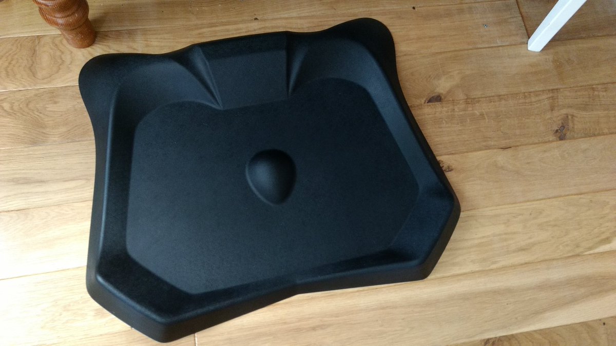 bradbunyard's tweet image. Trying out Standing desk mat for the first time #littlepleasures #standingdesk #activework